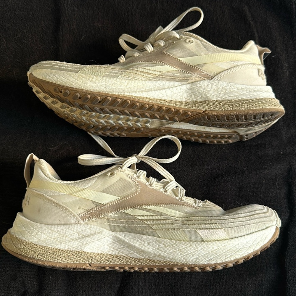 Floatride Energy 4 running shoes